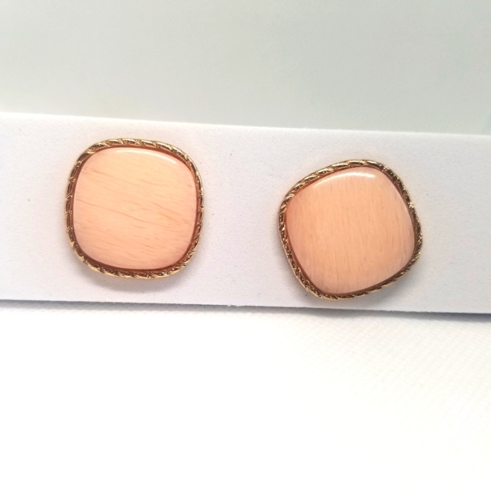 Elegant Gold & Light Pink Rounded Square Earrings For Pierced Ears. EUC